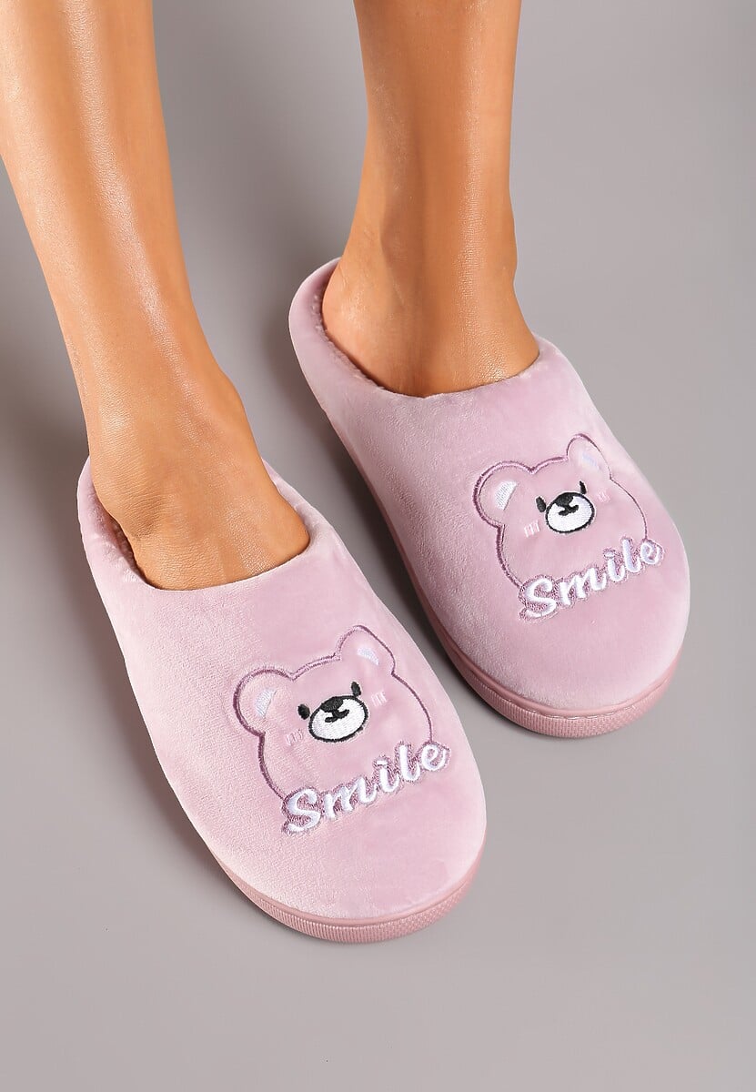 Różowe Wsuwane Kapcie z Welurowym Wykończeniem i Ozdobną Naszywką Naorise