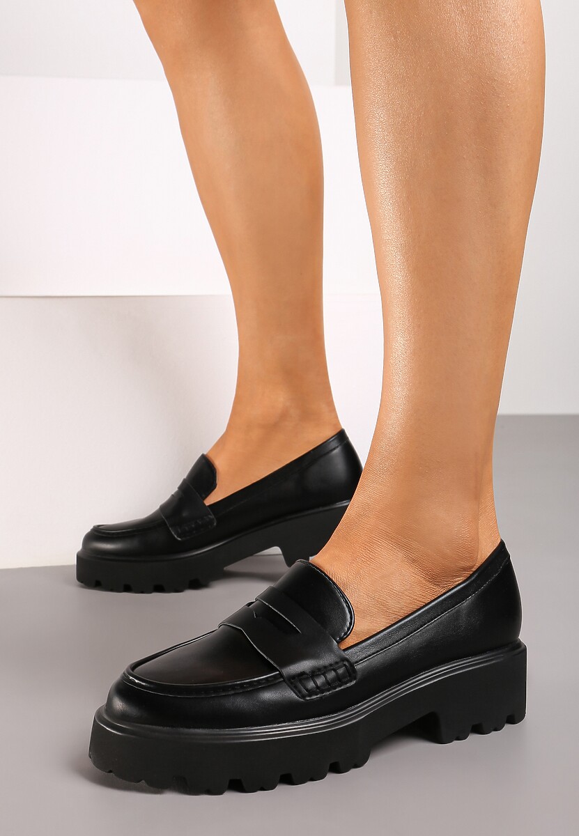 Czarne Mokasyny Dansitu