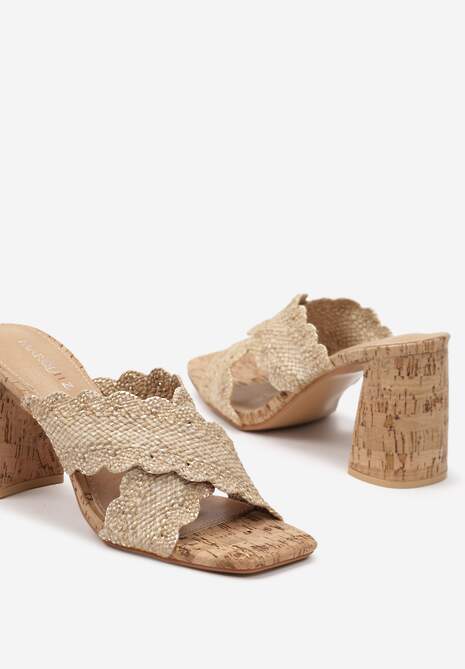 Ciemnobeżowe Klapki z Ekoskóry z Podeszwą z Korka i Plecionymi Paskami Laressa