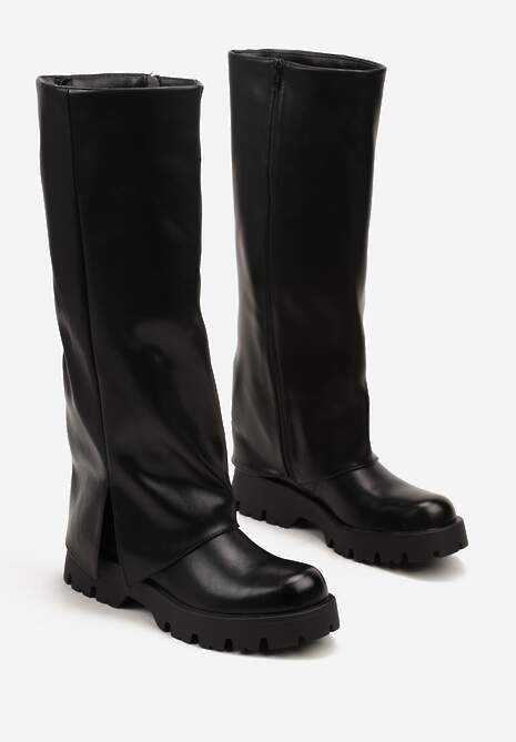 Czarne Kozaki na Podeszwie ze Żłobieniami z Cholewką Imitującą Nogawkę Rilarresa