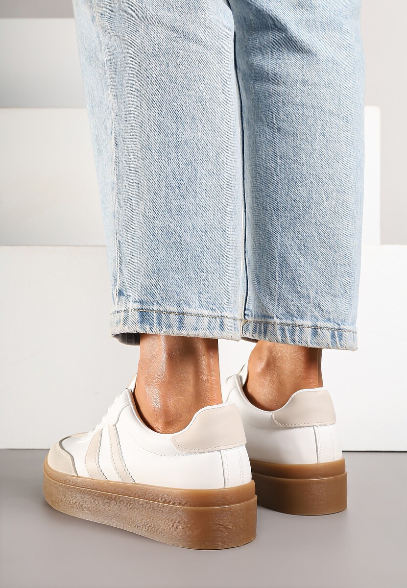 Biało-Beżowe Sneakersy na Kauczukowej Podeszwie Ozdobione Paskami Nilimea