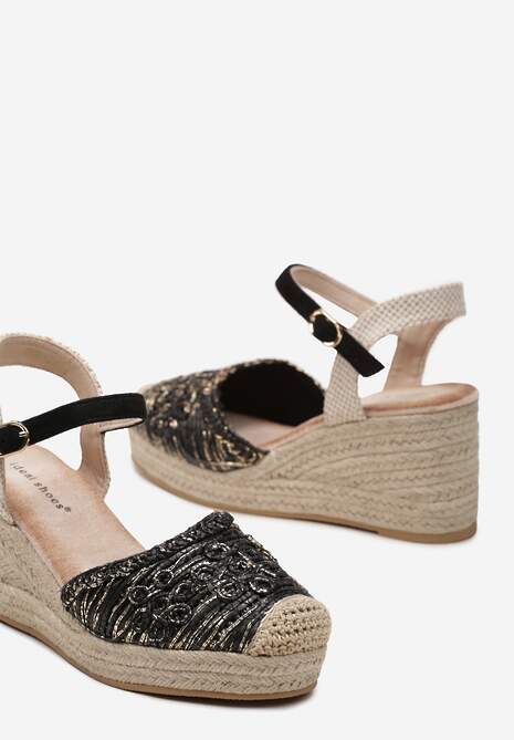 Czarne Sandały na Koturnie ze Sprzączką i Ozdobną Plecionką Andela