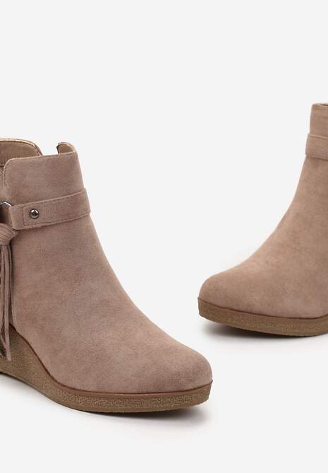 Ciemnobeżowe Botki na Koturnie z Ozdobnym Paskiem Aranja