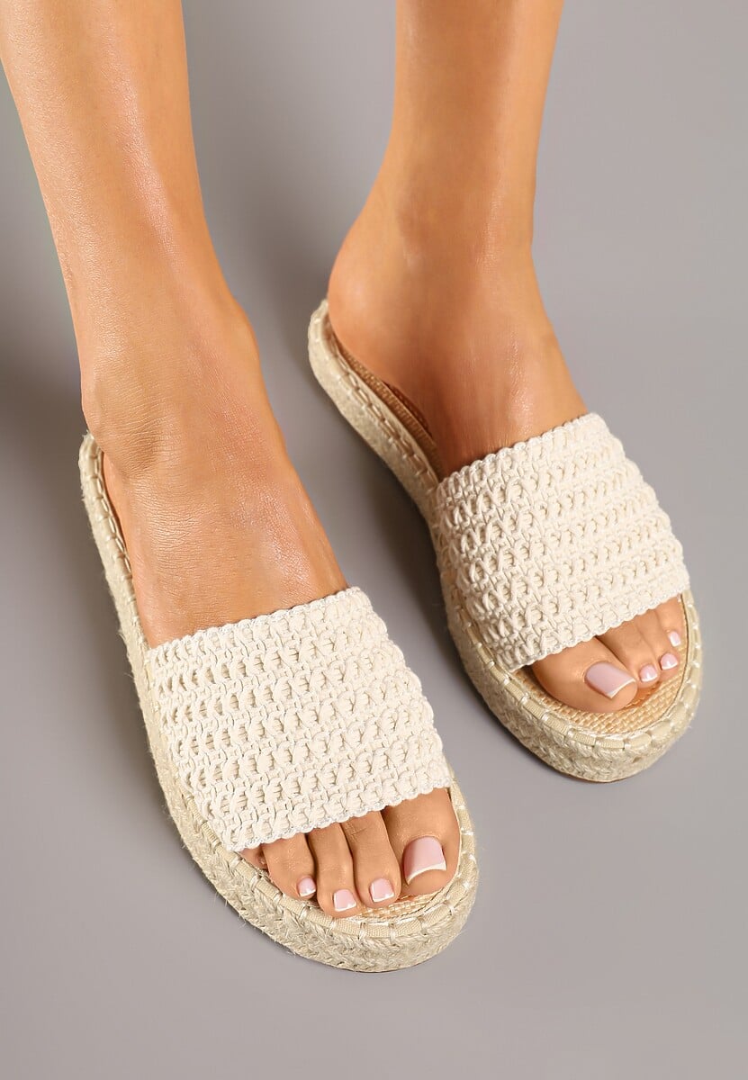Beżowe Klapki na Plecionej Platformie Ozdobione Szydełkowym Wzorem Nuritea