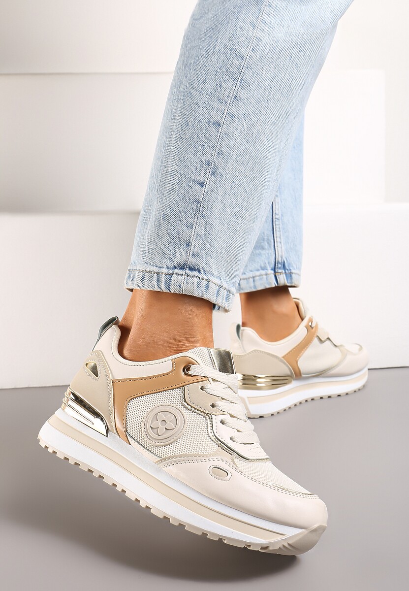 Beżowe Sneakersy na Niskiej Platformie z Metalicznym Paskiem za Kostkę Dapphira