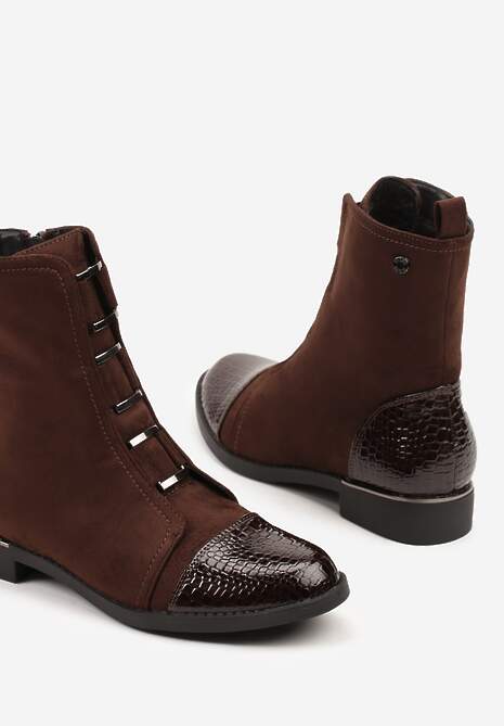 Brązowe Botki Vices Ozdobione Lakierowanymi Tłoczonymi Elementami Typu Krokodyl Olema