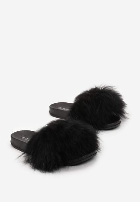 Czarne Klapki z Ozdobnym Futerkiem Purunia