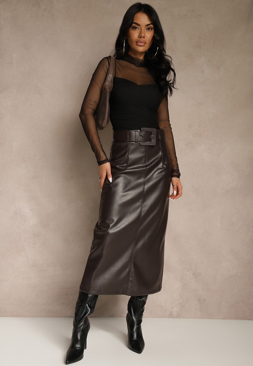 Brązowa Ołówkowa Spódnica z Imitacji Skóry z Paskiem z Wyrazistą Klamrą Rewedana