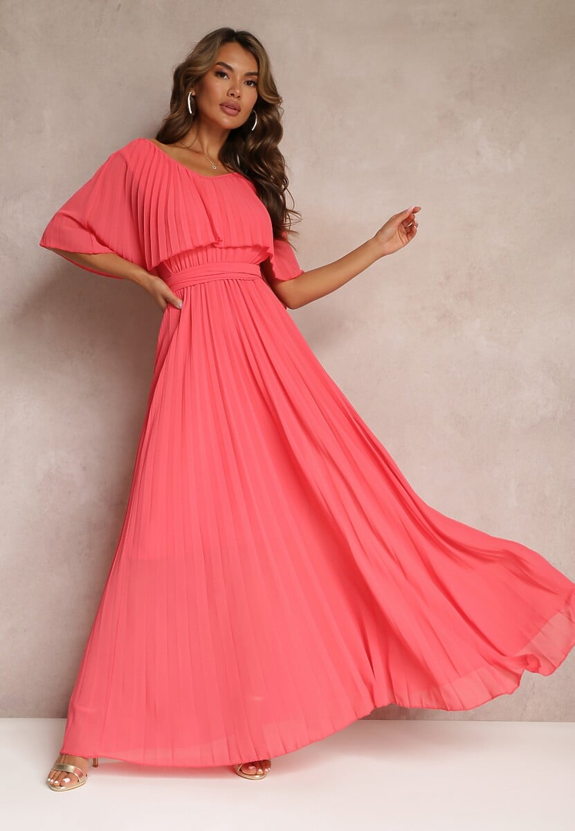Różowa Plisowana Sukienka z Gumką w Pasie z Falbaną Przy Dekolcie Drenia