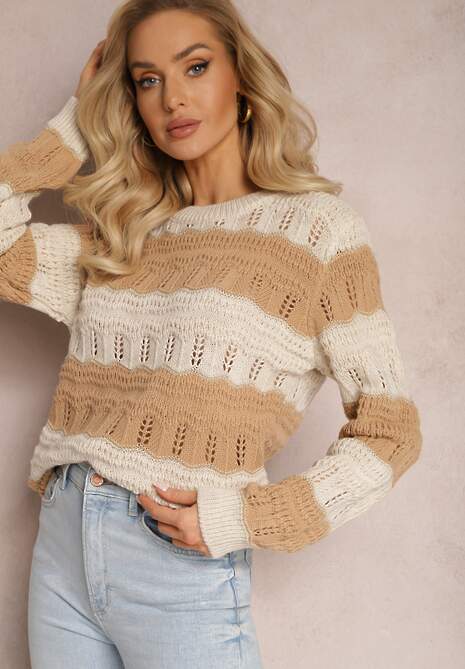 Beżowy Sweter Ozdobiony Ażurowymi Wycięciami i Połyskującą Nitką Casiena