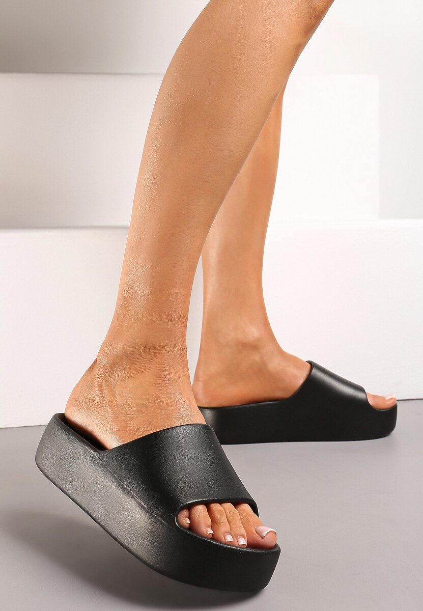 Czarne Klapki Basenowe z Pianki na Grubej Podeszwie Anikora