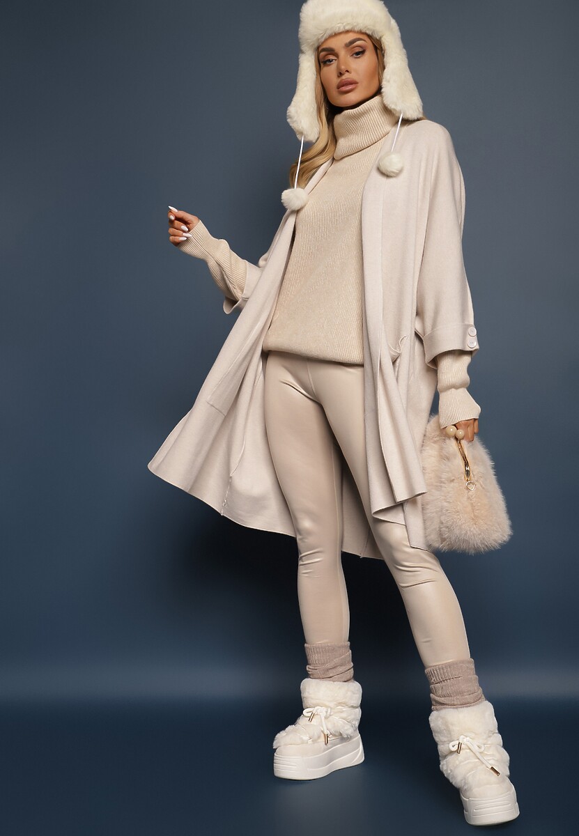 Jasnobeżowy Kardigan Bez Zapięć Ozdobiony Guzikami i Wsuwanymi Kieszeniami Asindra