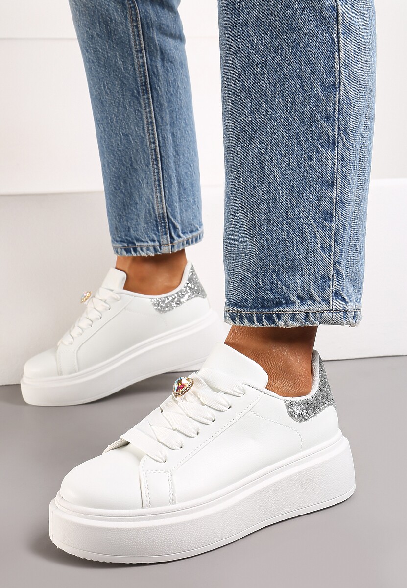 Biało-Srebrne Sneakersy z Brokatową Wstawką i Cyrkonią przy Sznurówkach Wineta