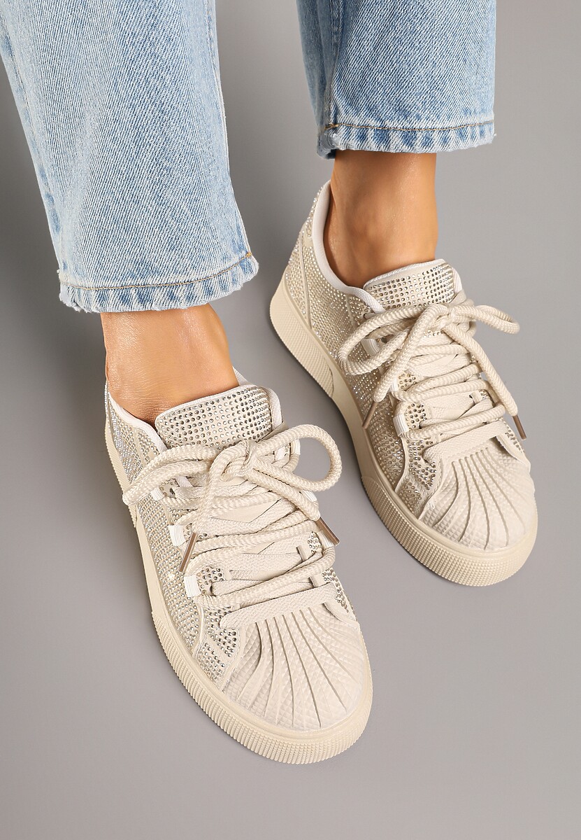 Beżowe Sneakersy z Ozdobnym Tłoczeniem i Cyrkoniami Dorreia