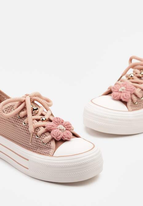 Różowe Trampki na Platformie z Ażurową Cholewką i Aplikacjami 3D Leniri