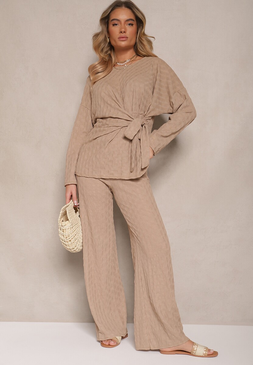 Czarny Komplet Spodnie o Szerokim Kroju i Bluzka z Wiązaniem w Talii Dilinne