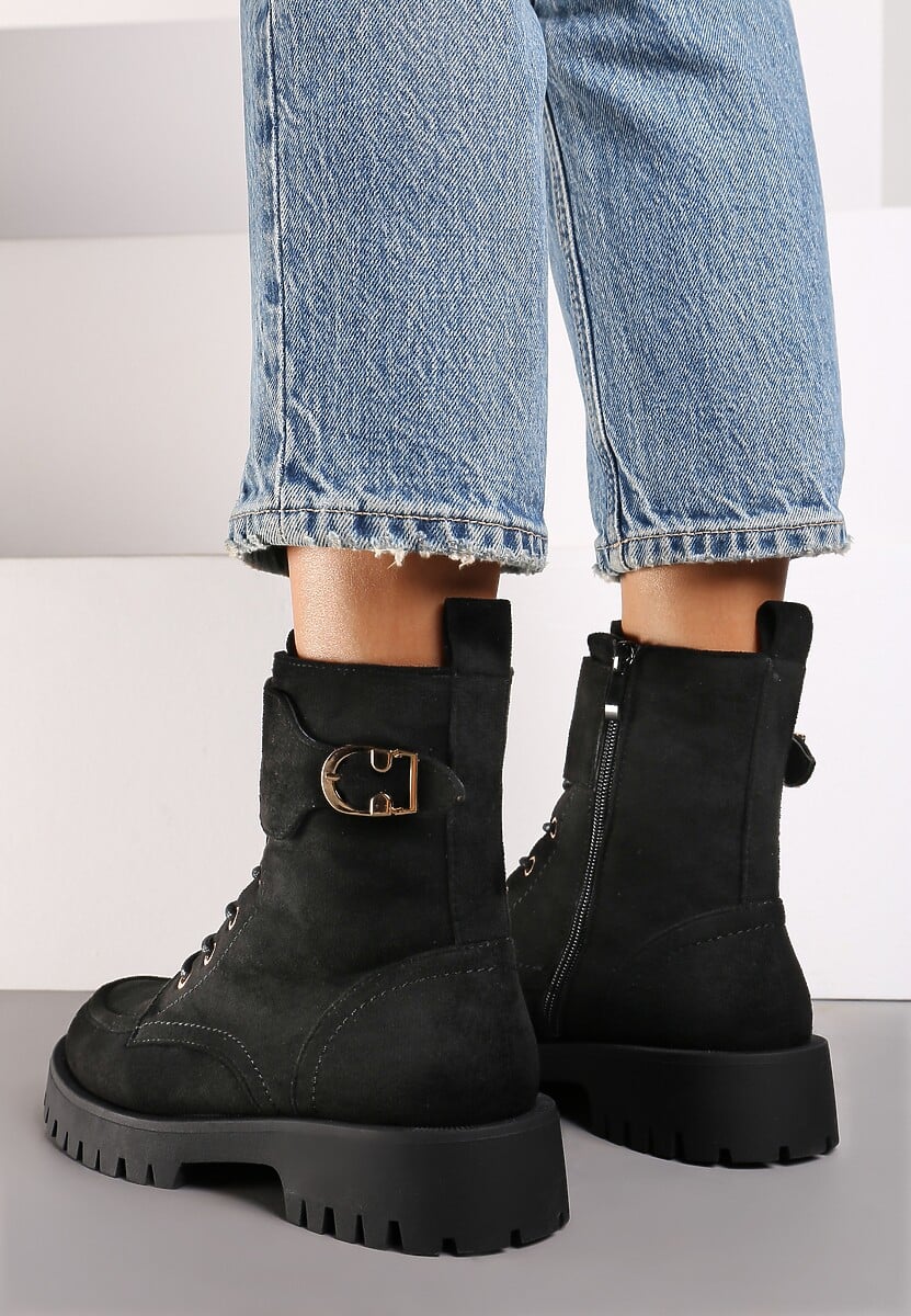 Czarne Botki Workery na Płaskiej Podeszwie z Klamrą i Paskiem Taen