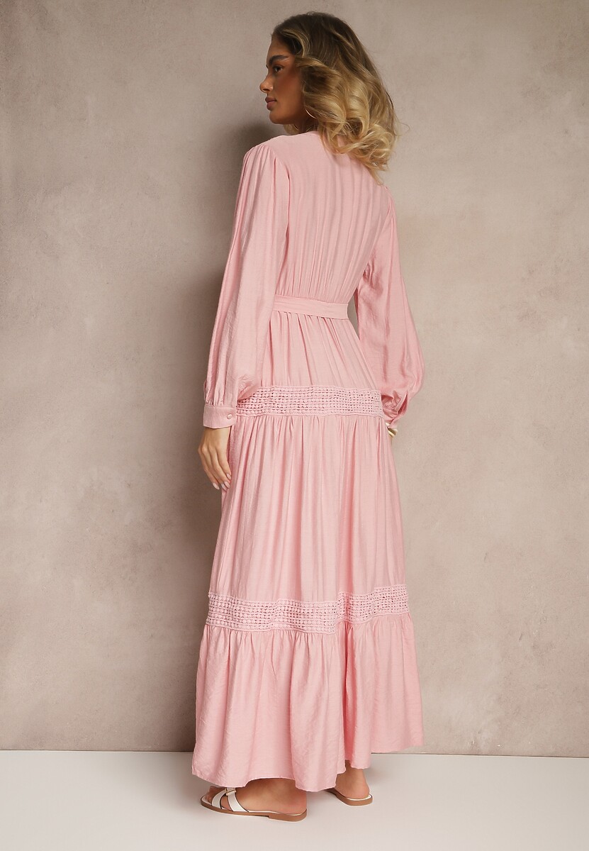 Różowa Wiskozowa Sukienka o Rozkloszowanym Kroju z Wiązanym Paskiem i Koronką Reisavien