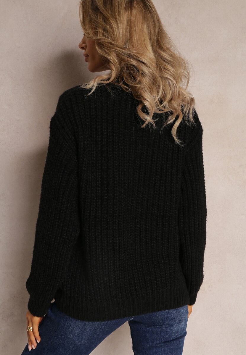 Czarny Sweter o Klasycznym Fasonie z Modnym Splotem Siloma
