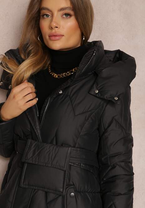 Czarna Kurtka Pikowana Długa z Paskiem i Saszetką Cythine