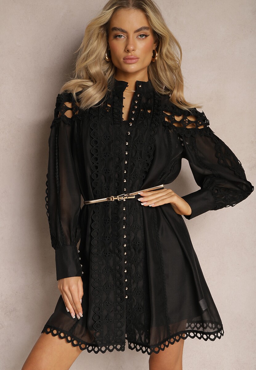 Biała Koszulowa Sukienka Mini z Paskiem Zdobiona Koronką Organdi