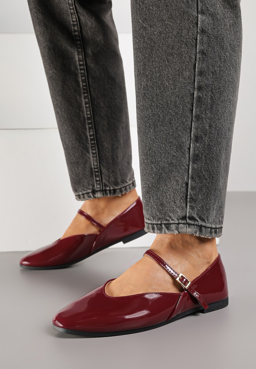 Bordowe Balerinki Vices z Paseczkiem ze Sprzączką i Ozdobnym Przeszyciem Desorila