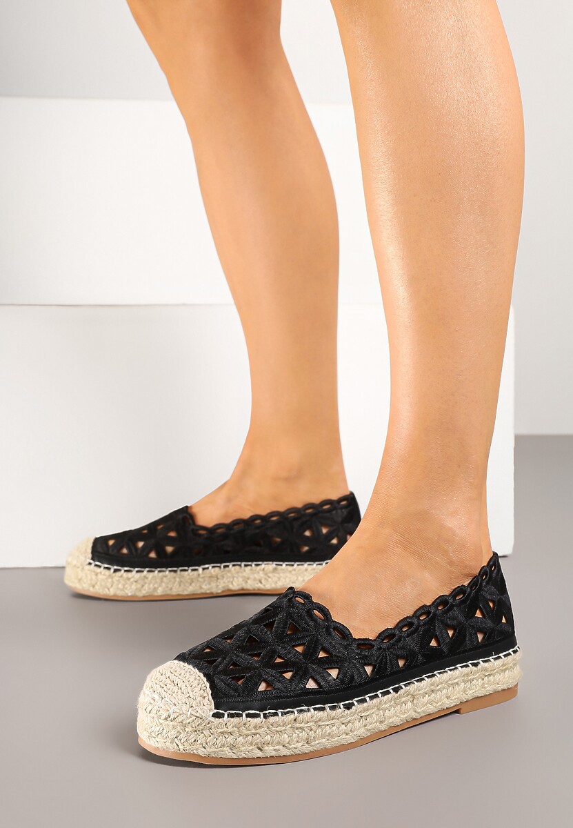 Czarne Ażurowe Espadryle na Płaskiej Plecionej Podeszwie Sepanisse