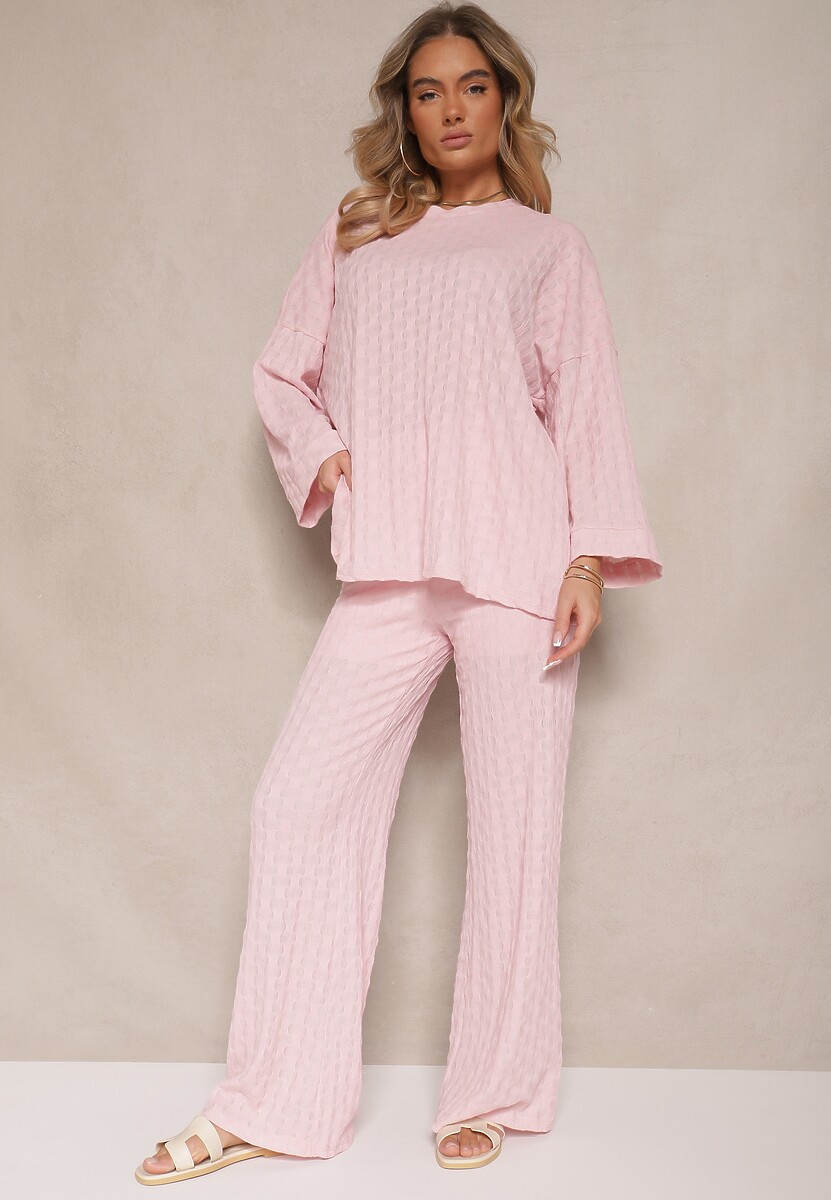 Różowy Komplet ze Spodniami o Szerokim Kroju i Bluzką z Długim Rękawem Caniffia