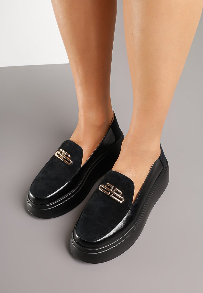 Czarne Półbuty na Platformie i Koturnie ze Skóry Naturalnej z Metaliczną Aplikacją Takaria