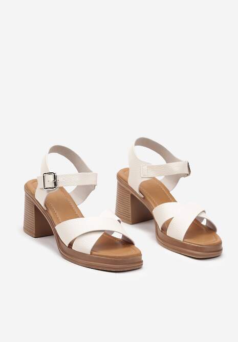 Beżowe Sandały z Imitacji Skóry na Słupku z Zapięciem przy Kostce Riomara