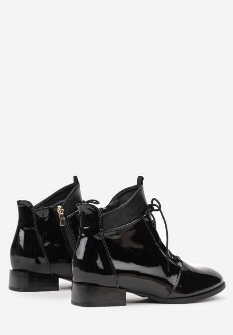 Czarne Botki Lakierowane na Płaskiej Podeszwie ze Sznurowaniem Mivalia