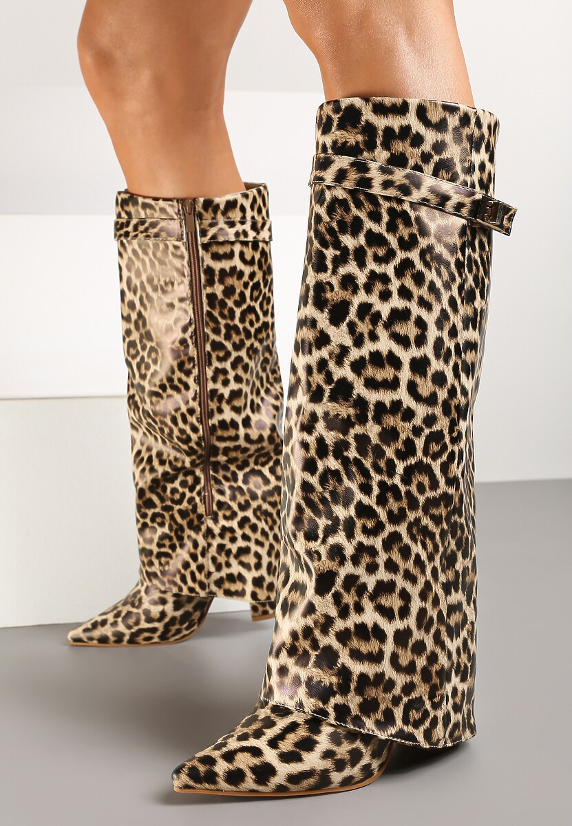 Brązowe Kozaki w Panterkę na Obcasie z Modnie Wywiniętą Cholewką Nartani