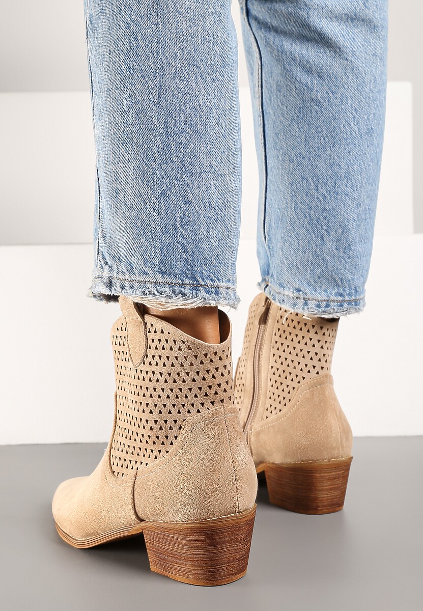 Beżowe Botki Kowbojki Vices na Słupku z Ażurową Cholewką Elfedi
