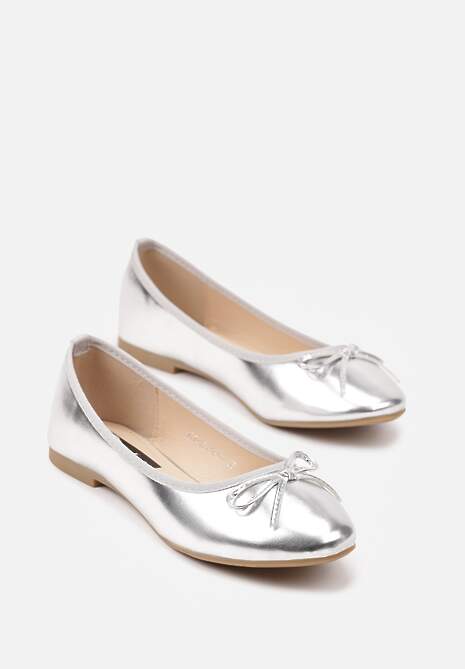 Srebrne Casualowe Balerinki na Płaskiej Podeszwie Wykończone Kokardką Rivashani