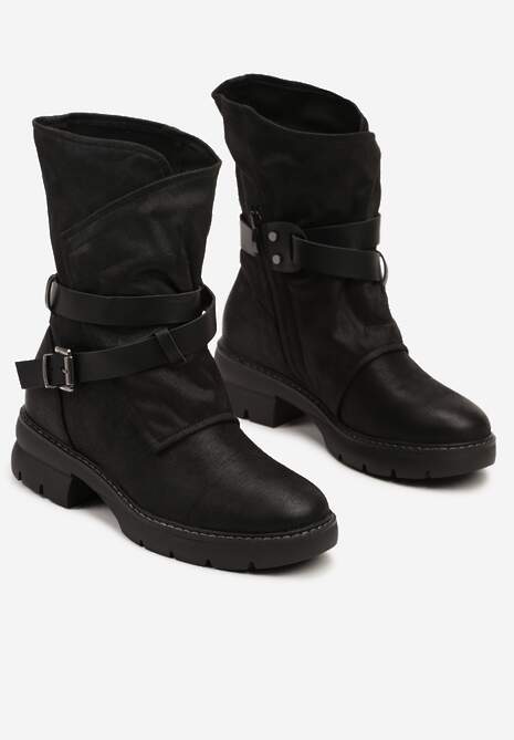 Czarne Botki z Nieregularną Cholewką Zdobioną Paskami i Sprzączkami Zinbelle