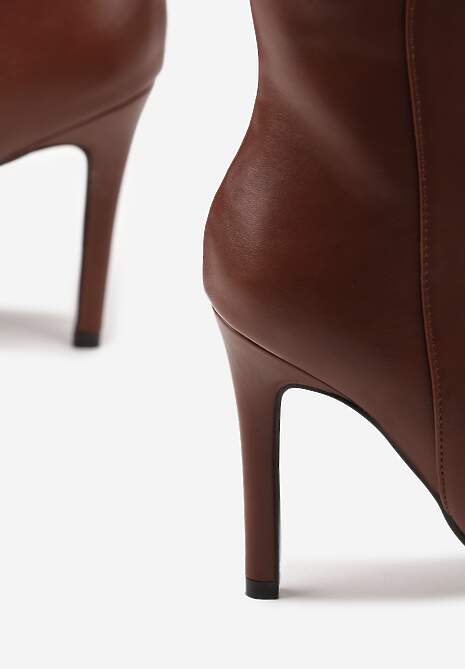 Brązowe Botki na Szpilce Vices w Klasycznym Stylu Nurivie
