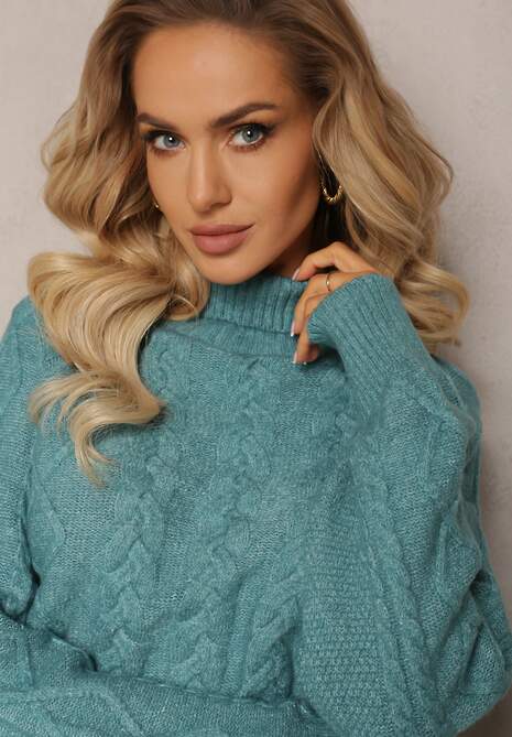 Ciemnozielony Oversizowy Golf w Ozdobny Splot Jupiterra