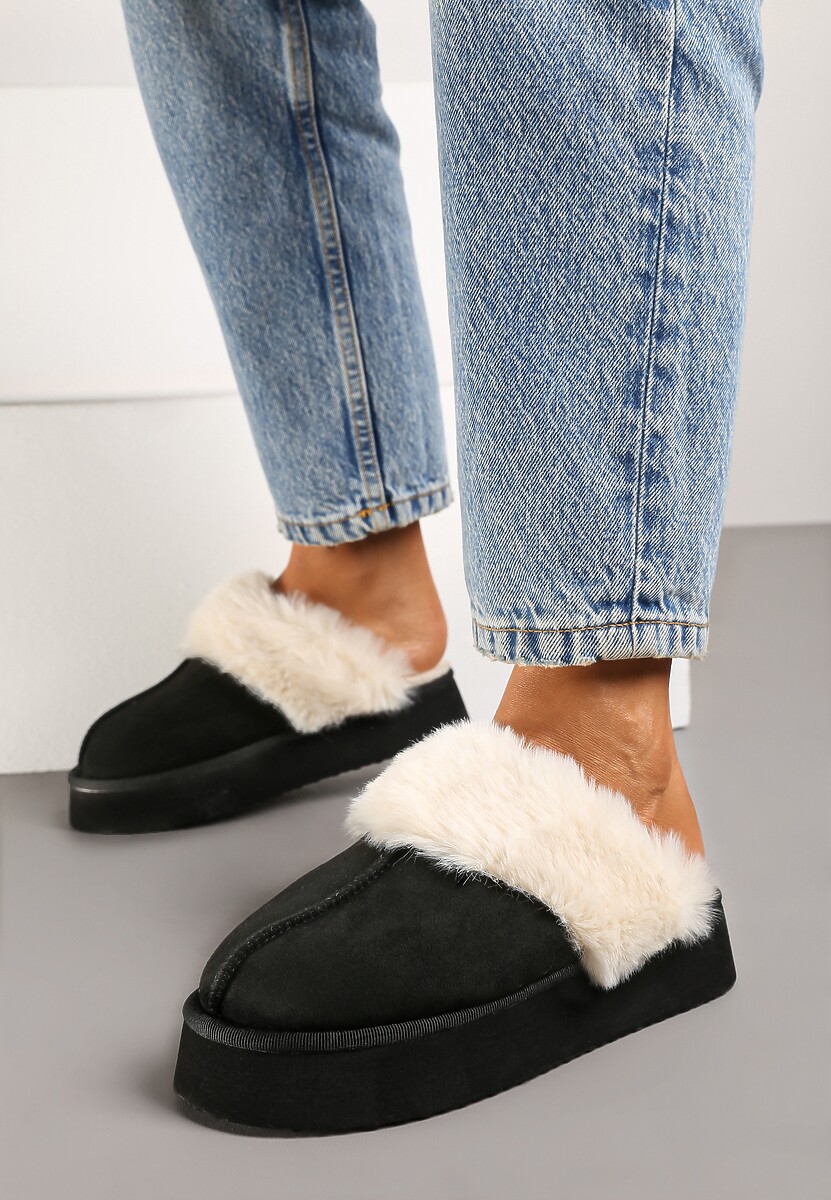 Czarne Kapcie z Imitacji Zamszu na Platformie z Futerkiem i Pionowym Przeszyciem Silvara
