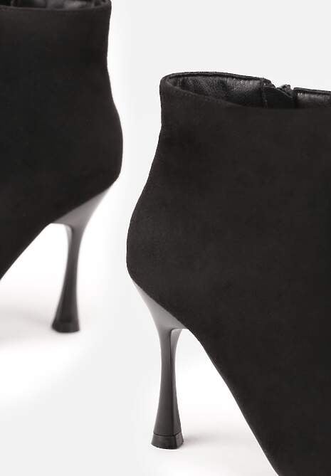 Czarne Botki na Szpilce Vices w Klasycznym Stylu Tikolisse