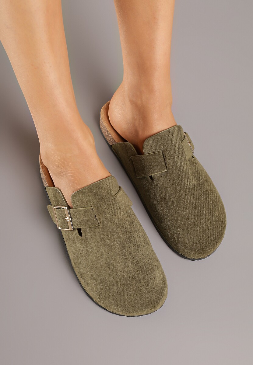 Zielone Klapki Chodaki Ozdobione Paskami z Klamrami Silamia