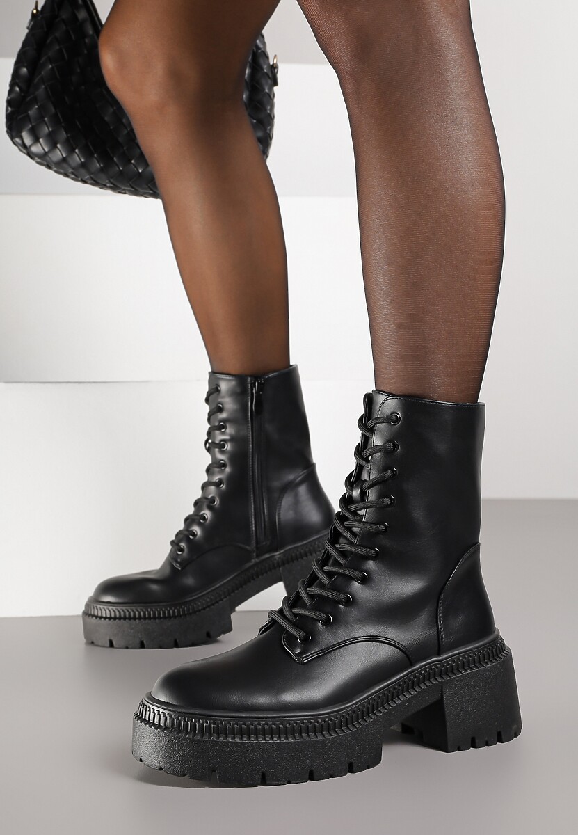 Czarne Botki Workery Vices na Platformie z Metaliczną Aplikacją Violosa