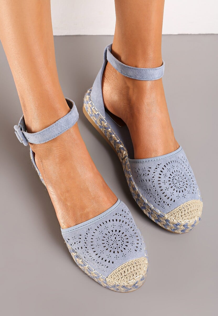 Niebieskie Espadryle na Płaskiej Podeszwie z Ażurowym Zdobieniem Zapinane Wokół Kostki Vizimaia