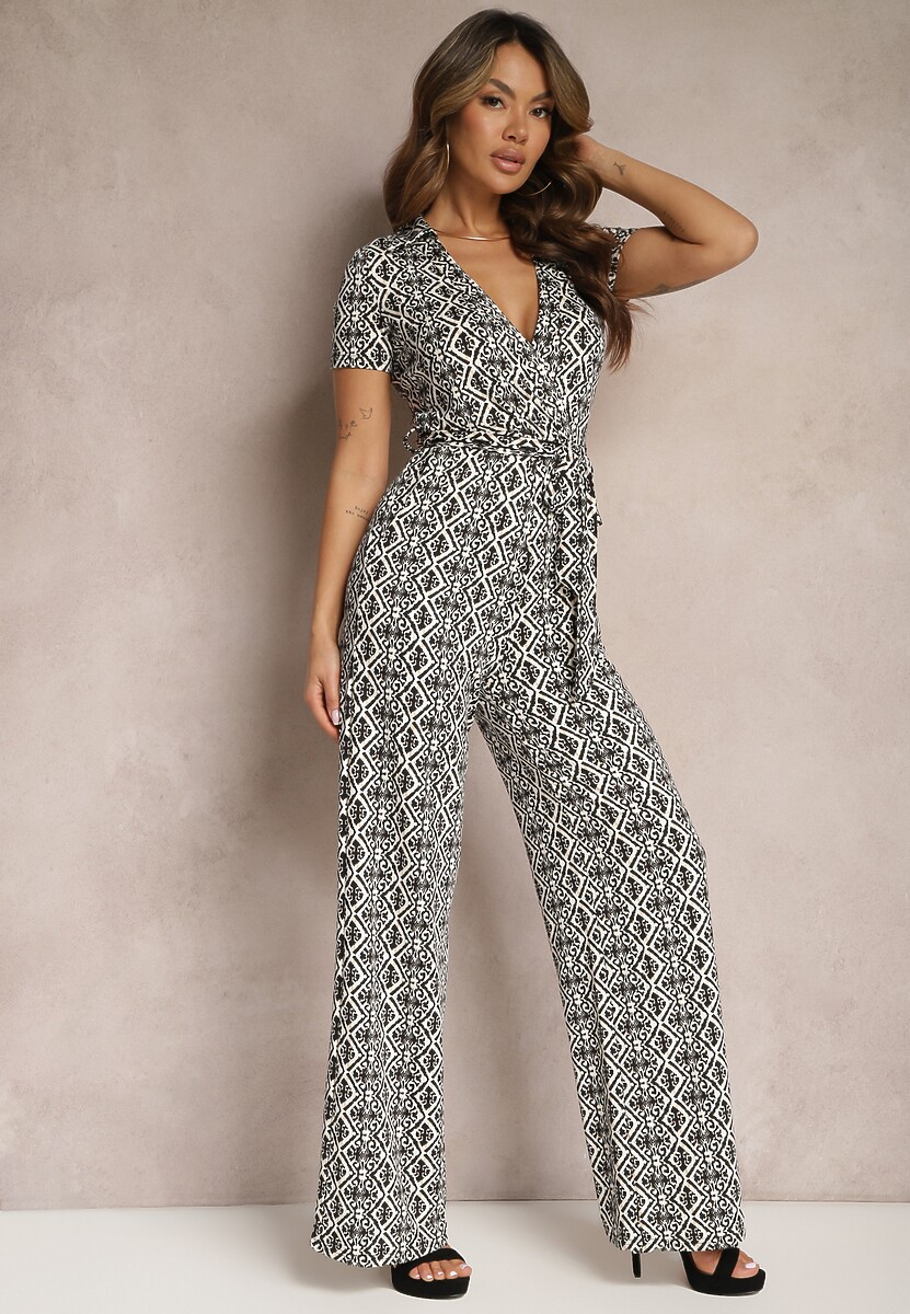 Czarno-Biały Mozaikowy Kombinezon z Trójkątnym Dekoltem i Prostymi Nogawkami Nisseria