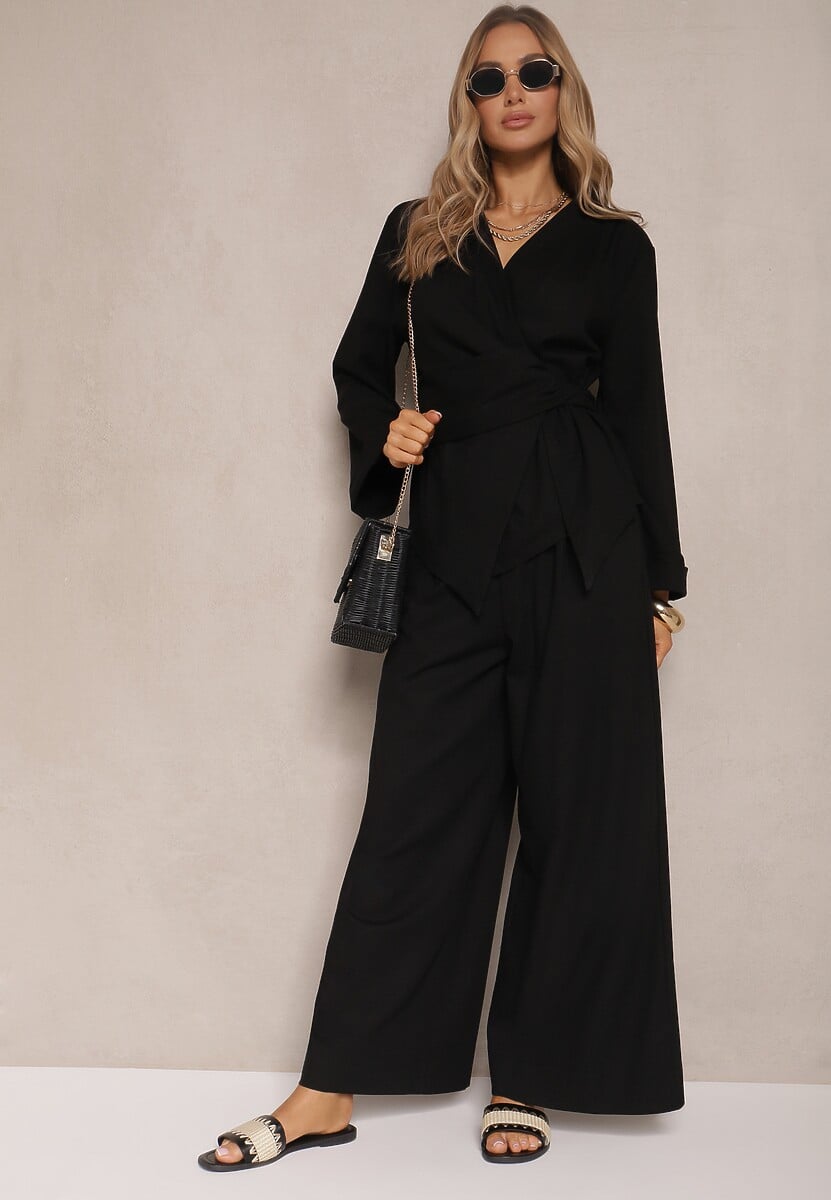 Czarny Komplet z Lnem Spodnie i Bluzka o Kopertowym Kroju Korinoria