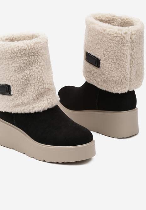 Czarne Botki na Koturnie Ozdobione Futerkiem w Stylu Baranka Asdora