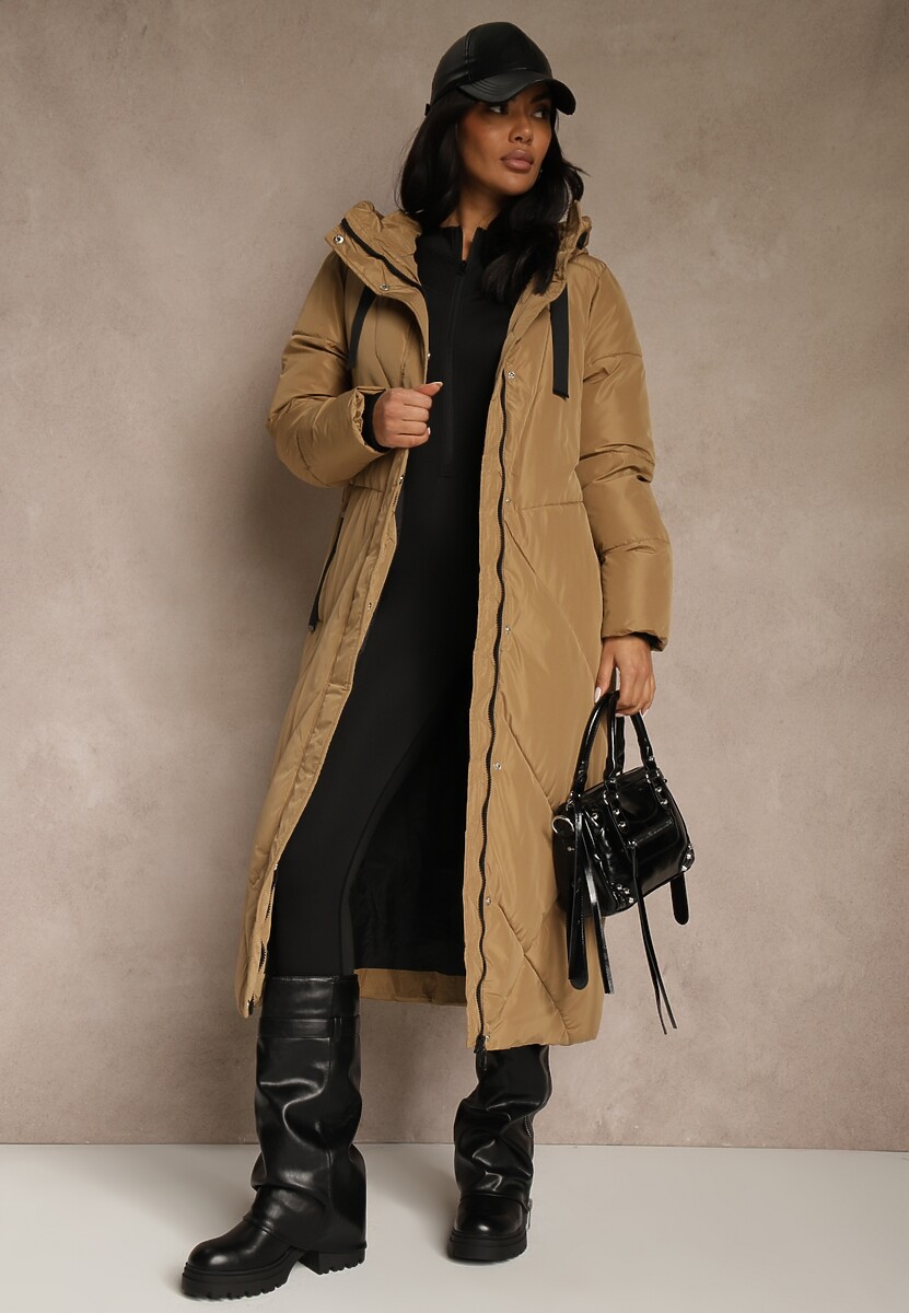 Ciemnobeżowa Pudełkowa Kurtka o Długim Kroju z Pikowanymi Przeszyciami Kapturem i Kieszeniami Calatta