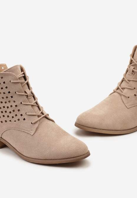 Beżowe Sznurowane Botki ze Skórzaną Wkładką Ażurową Cholewką za Kostkę i Wycięciem Tlixa