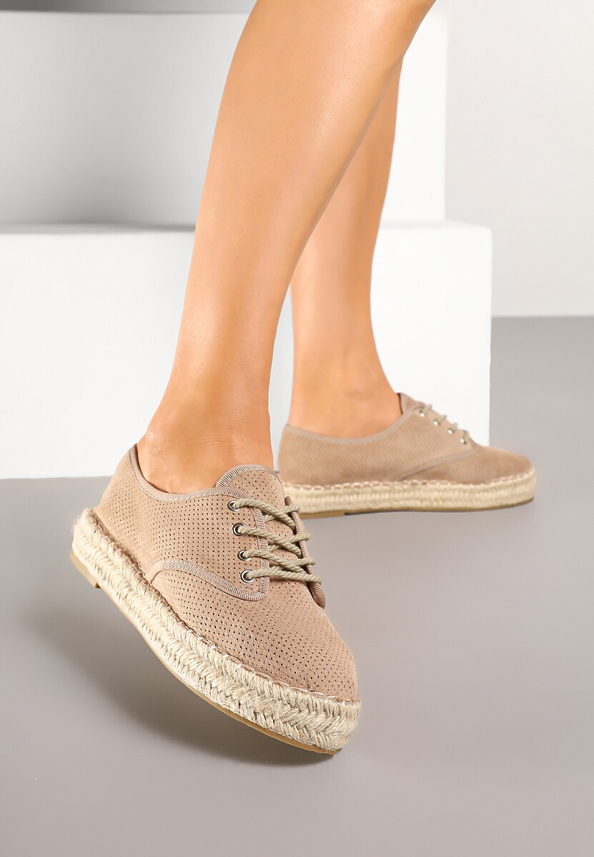 Ciemnobeżowe Tenisówki na Plecionej Podeszwie Zdobione Perforacją Zolavira