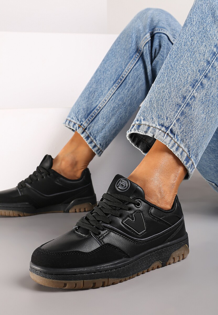 Czarne Sneakersy Sznurowane z Aplikacją na Boku i Przeszyciami Irilian