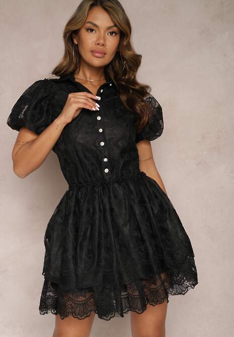 Czarna Sukienka Mini z Bufiastymi Rękawami i Guzikami Ozdobiona Kwiatową Koronką Eia